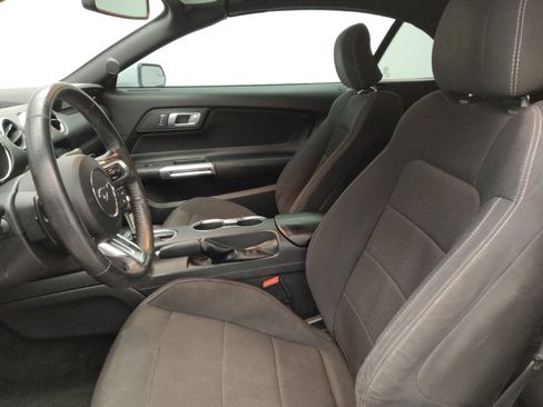 Used 2016 Ford Mustang V6 image 17