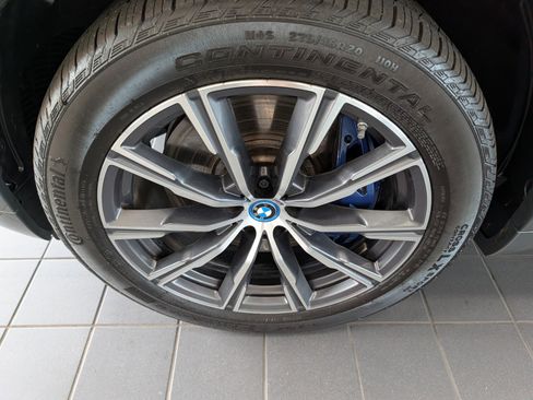 Used 2025 BMW X5 xDrive50e w/ Executive Package AWD/4WD image 9