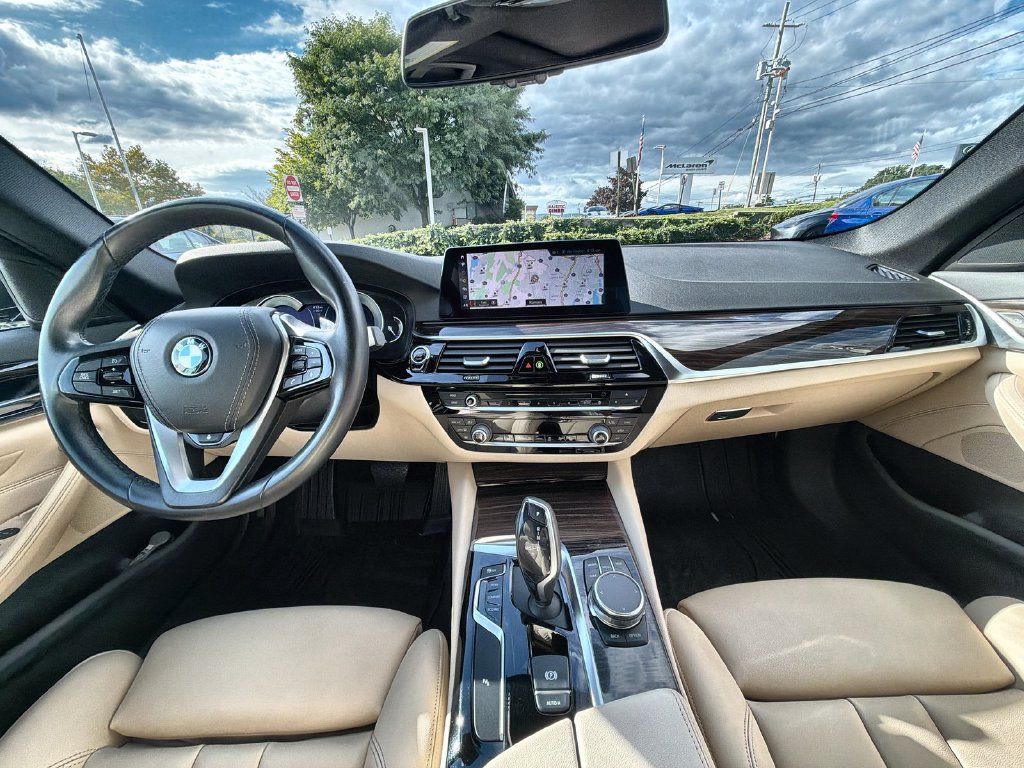 Used 2019 BMW 530i xDrive w/ Convenience Package AWD/4WD image 18