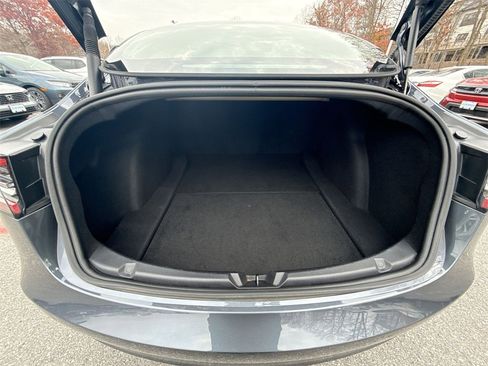 Used 2022 Tesla Model 3 Performance image 21