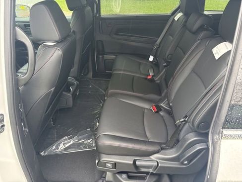 New 2026 Honda Odyssey Sport-L image 13