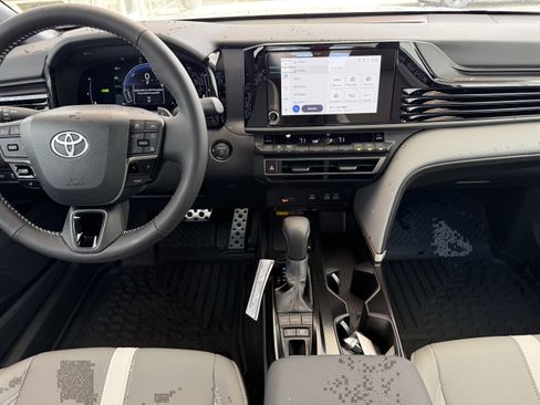 Certified 2026 Toyota Camry SE image 37