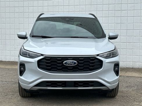 New 2026 Ford Escape ST-Line Elite w/ Class II Trailer Tow Package image 29