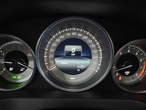 Used 2016 Mercedes-Benz E 400 4MATIC Coupe image 30