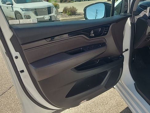 Used 2020 Honda Odyssey Elite image 12