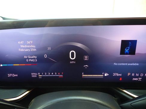Used 2025 Buick Envision Avenir AWD/4WD image 27