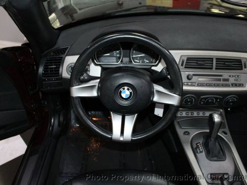 Used 2003 BMW Z4 3.0i image 18