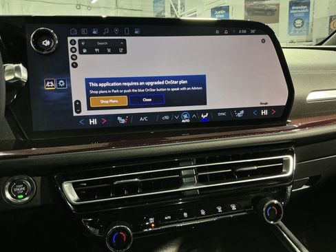 Used 2024 Chevrolet Traverse Z71 w/ LPO, Floor Liner Package image 28