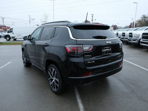 Used 2024 Jeep Compass Limited w/ Elite Group image 9