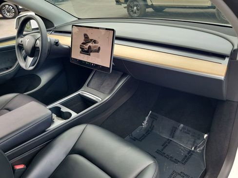 Used 2023 Tesla Model Y Long Range AWD/4WD image 27