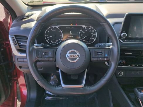 Used 2021 Nissan Rogue SV w/ Premium Package image 14