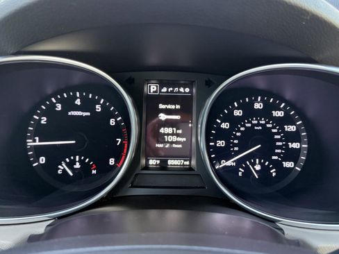 Used 2017 Hyundai Santa Fe Sport w/ 2.4L Tech Package 04 FWD image 14
