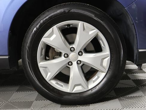 Used 2015 Subaru Forester 2.5i Limited image 6