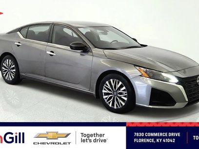 Used 2024 Nissan Altima 2.5 SV