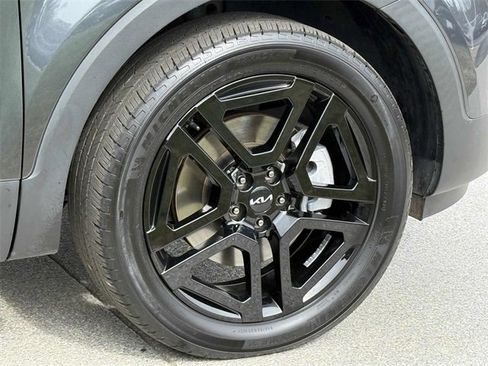 Used 2023 Kia Telluride EX X-Line image 18