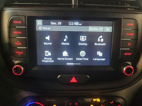 Used 2020 Kia Soul S image 25