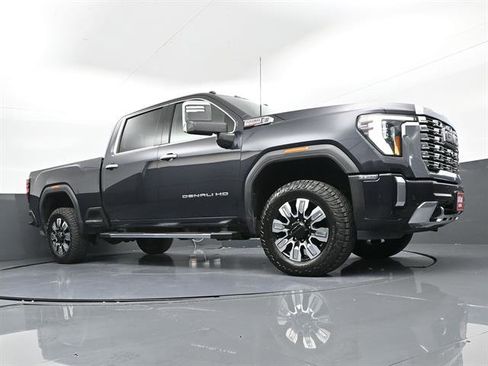 Used 2024 GMC Sierra 2500 Denali w/ Max Trailering Package image 30
