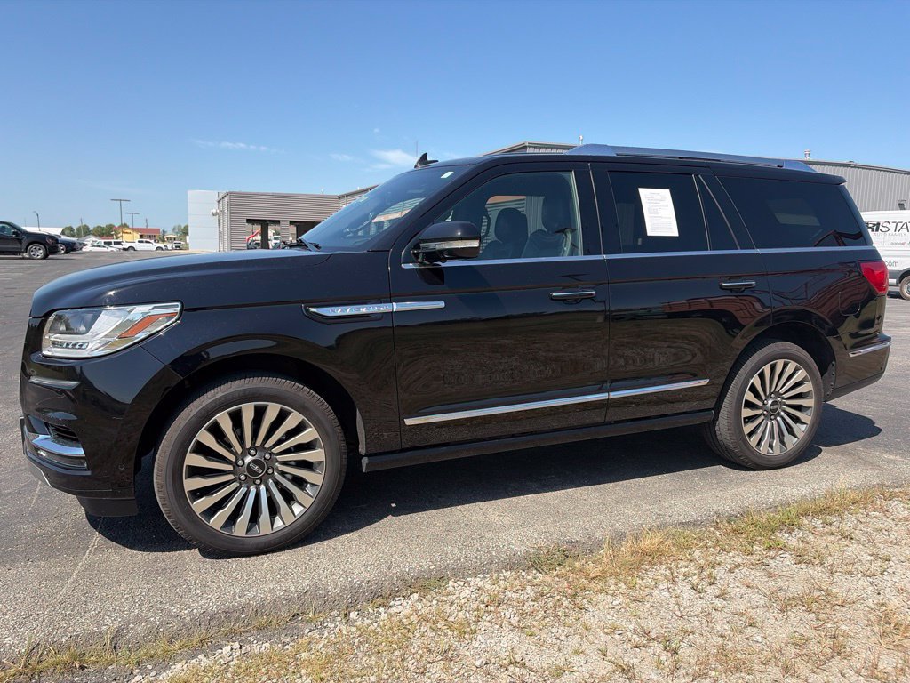 Used 2020 Lincoln Navigator Reserve w/ Luxury Package AWD/4WD image 1