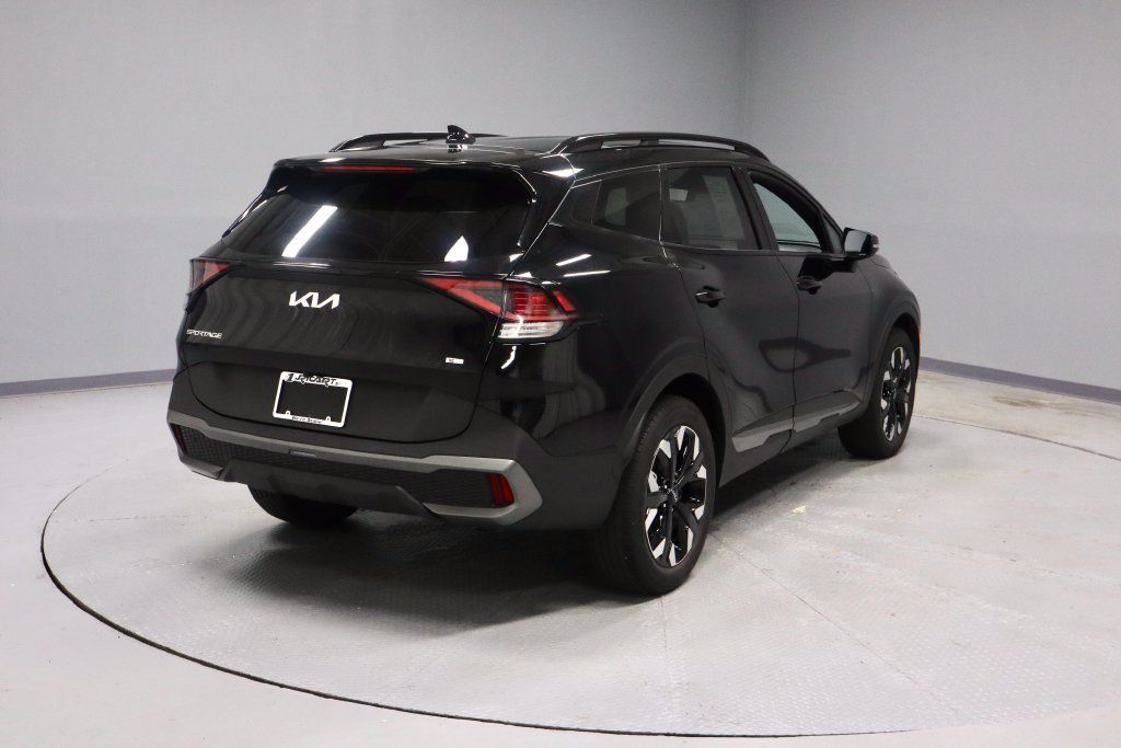 Used 2023 Kia Sportage X-Line AWD/4WD image 11