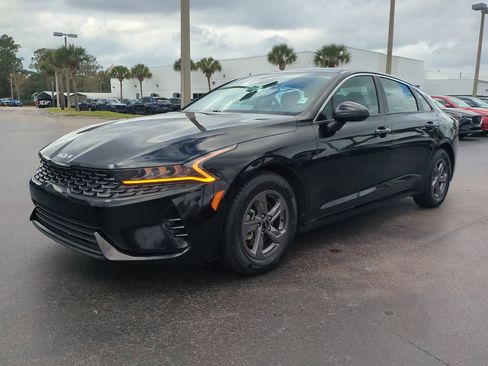 Used 2023 Kia K5 LXS image 8