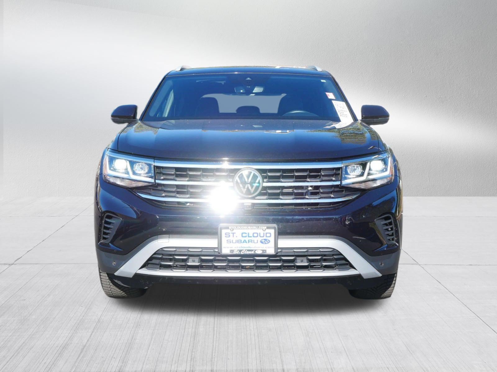 Used 2021 Volkswagen Atlas Cross Sport SEL Premium w/ Cross Sport MDO Package AWD/4WD image 2
