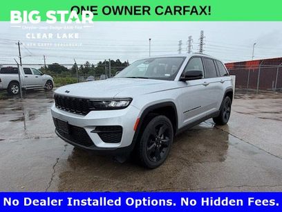 Used 2023 Jeep Grand Cherokee Altitude