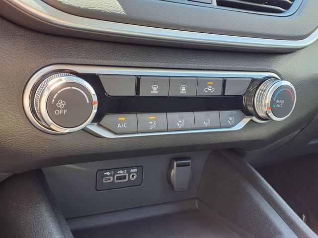 Used 2025 Nissan Altima 2.5 S FWD image 7
