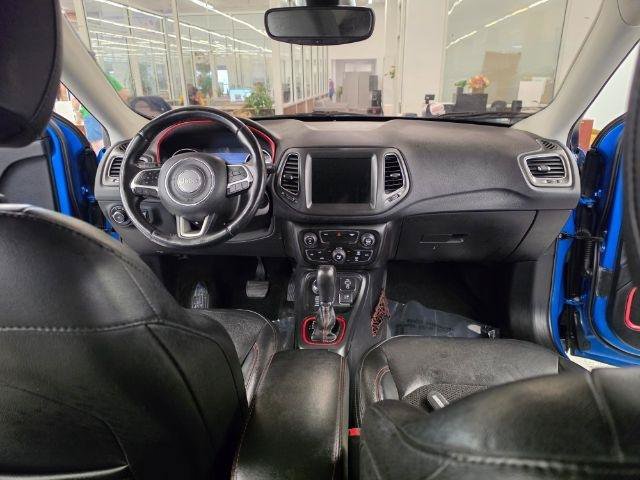 Used 2019 Jeep Compass Trailhawk w/ Cold Weather Group AWD/4WD image 9