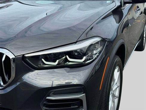 Used 2023 BMW X5 xDrive40i w/ Premium Package image 9