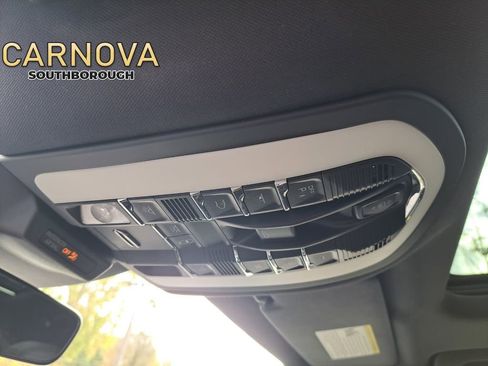 Used 2021 Porsche Macan S image 31