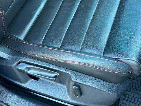 Used 2019 Volkswagen GTI SE w/ SE Experience Package image 9