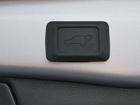 Certified 2025 Toyota RAV4 XLE Premium image 34