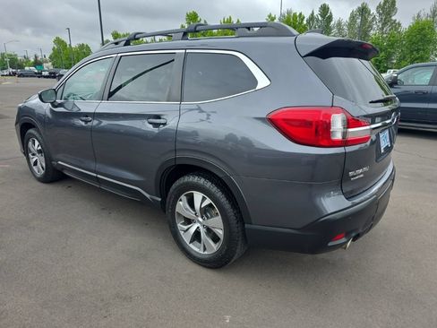 Used 2022 Subaru Ascent Premium w/ Convenience Package AWD/4WD image 3