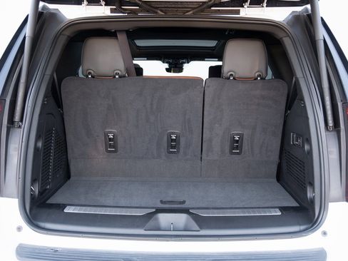 Used 2024 GMC Yukon Denali Ultimate image 28