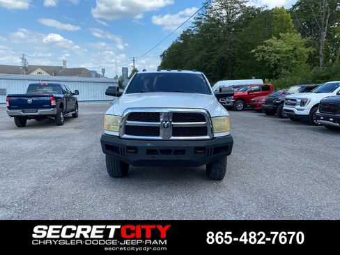 Used 2014 RAM 2500 Tradesman w/ Chrome Appearance Group AWD/4WD image 2