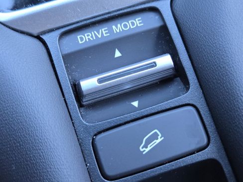 Certified 2024 Honda HR-V Sport image 9