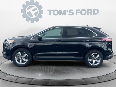 Certified 2023 Ford Edge SEL w/ Convenience Package AWD/4WD image 2