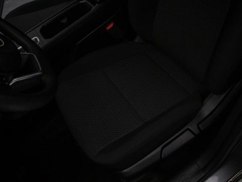 Used 2025 Nissan Kicks S image 28