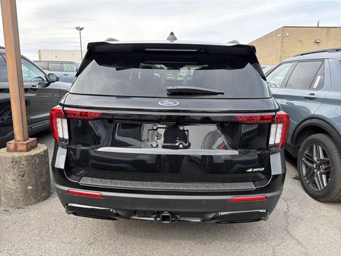 New 2026 Ford Explorer ST-Line AWD/4WD image 6
