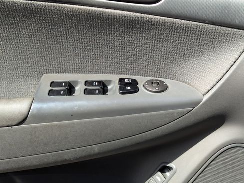 Used 2010 Hyundai Sonata GLS image 11