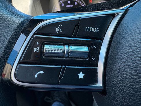 Used 2023 Kia Forte LXS image 10