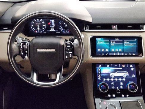 Used 2018 Land Rover Range Rover Velar R-Dynamic SE image 26