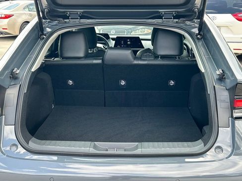 Used 2025 Toyota Prius XLE image 14