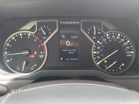 Used 2022 Toyota Tundra SR5 AWD/4WD image 15