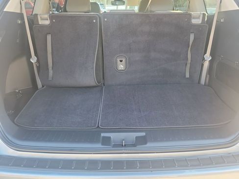 Certified 2023 Toyota Highlander XLE image 29