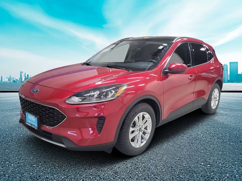 Used 2020 Ford Escape SE image 34