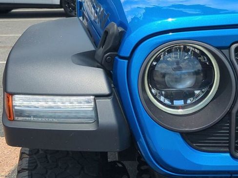 Used 2024 Jeep Wrangler Unlimited Rubicon 4xe AWD/4WD image 10