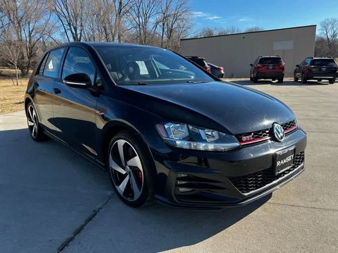 Used 2021 Volkswagen GTI S image 8