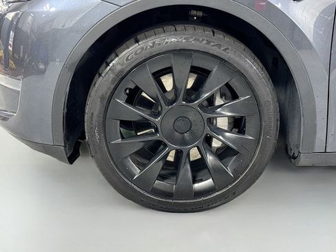 Used 2020 Tesla Model Y Long Range AWD/4WD image 11