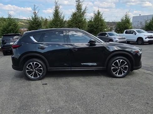 Used 2022 MAZDA CX-5 AWD 2.5 S w/ Premium Plus Pkg image 2